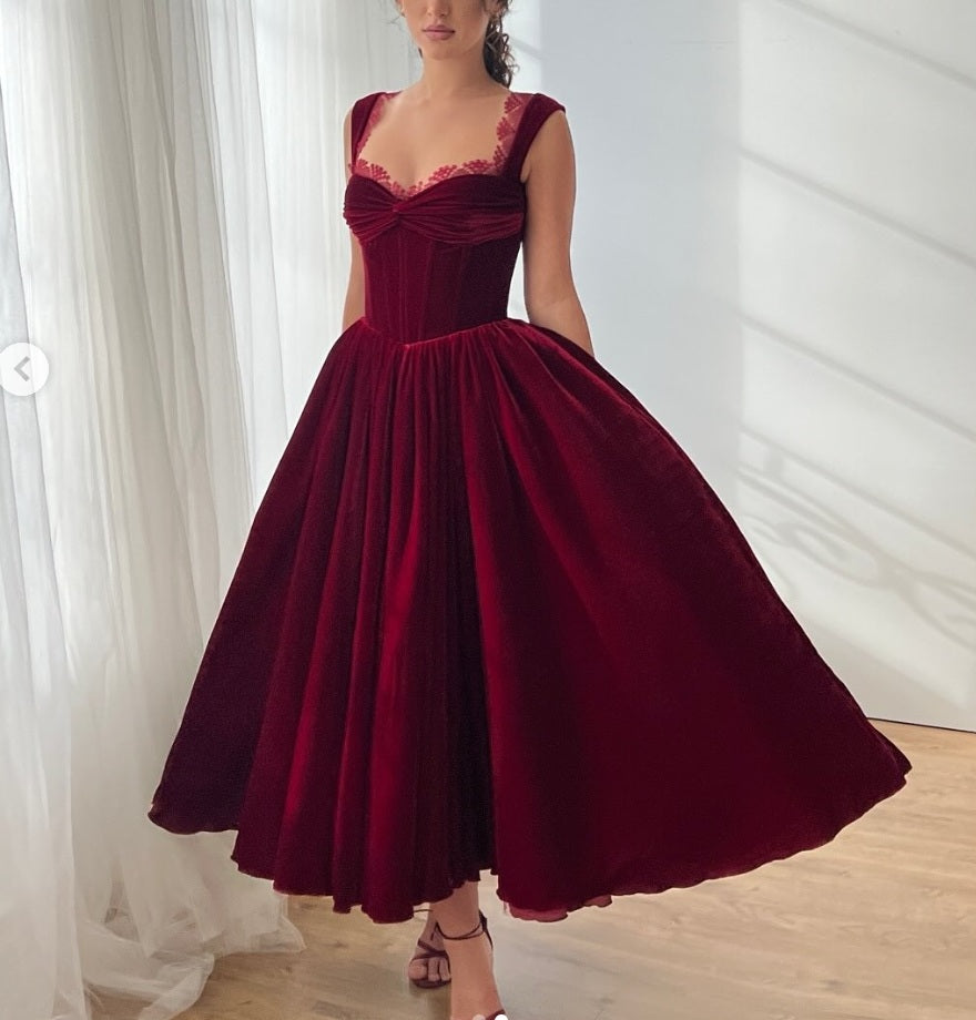 A Line Cocktail Dress Sleeveless Party Dress Tea Length Velvet Formal Dress Vintage Lace Elegant Princess
