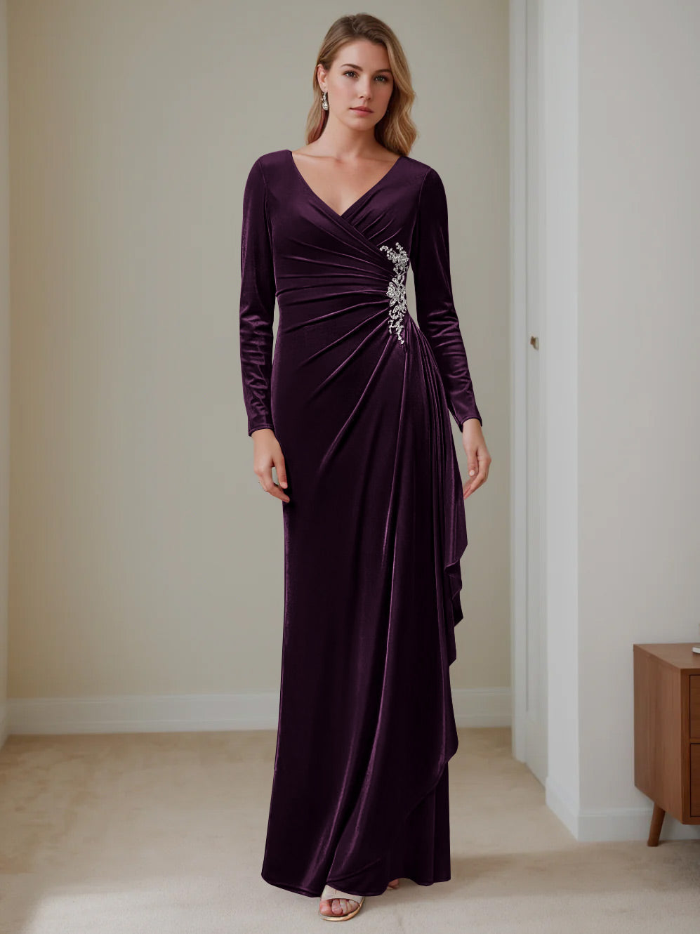 Sheath/Column V-Neck Long Sleeves Floor-Length Velvet Mother of the Bride Dresses with Ruffles