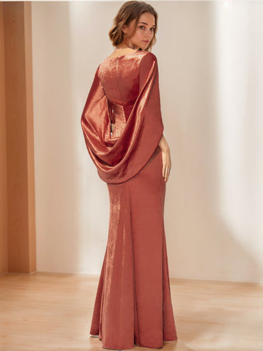 Trumpet/Mermaid V-Neck Half Sleeves Floor-Length Velvet Mother of the Bride Dresses with Ruffles