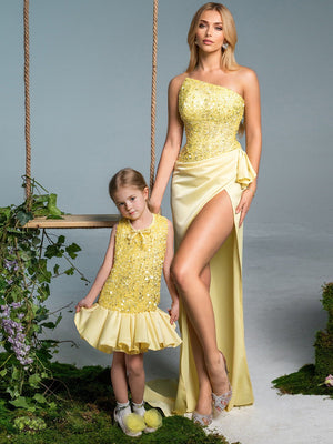 Sheath/Column Evening Dress Sequins Formal Sweetheart Sleeveless Floor-Length Satin High Side Split&Pleats