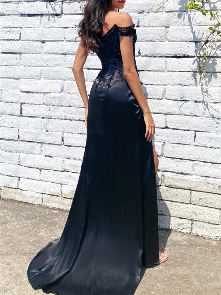 A-Line/Princess Sweetheart Off-the-Shoulder Floor-Length Prom Dresses with Lace Embroidery