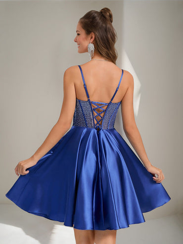 A-Line/Princess Spaghetti Straps Sleeveless Pleated Short/Mini Homecoming Dresses with Rhinestones & Lace-Up