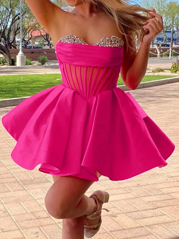 A-Line/Princess Sweetheart Sleeveless Short/Mini Pleated Homecoming Dresses with Rhinestones