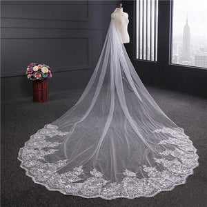 One-tier Cute Wedding Veil Cathedral Veils with Embroidery Lace / Oval