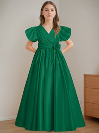 A-Line/Princess V-Neck Short Sleeves Floor-Length Flower Girl Dress with 3D Flowers