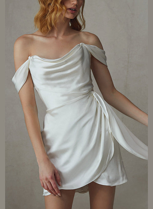 long sleeve wedding dress minimalist Minimalist Long Sleeves A-Line Plus Size Wedding Dress EU44