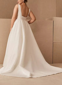 A-Line/Princess V-Neck Plus Size Wedding Dress with Pockets
