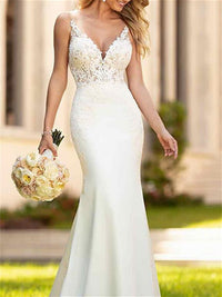 Mermaid/Trumpet V-Neck Sleeveless Wedding Dresses Court Train with Appliques