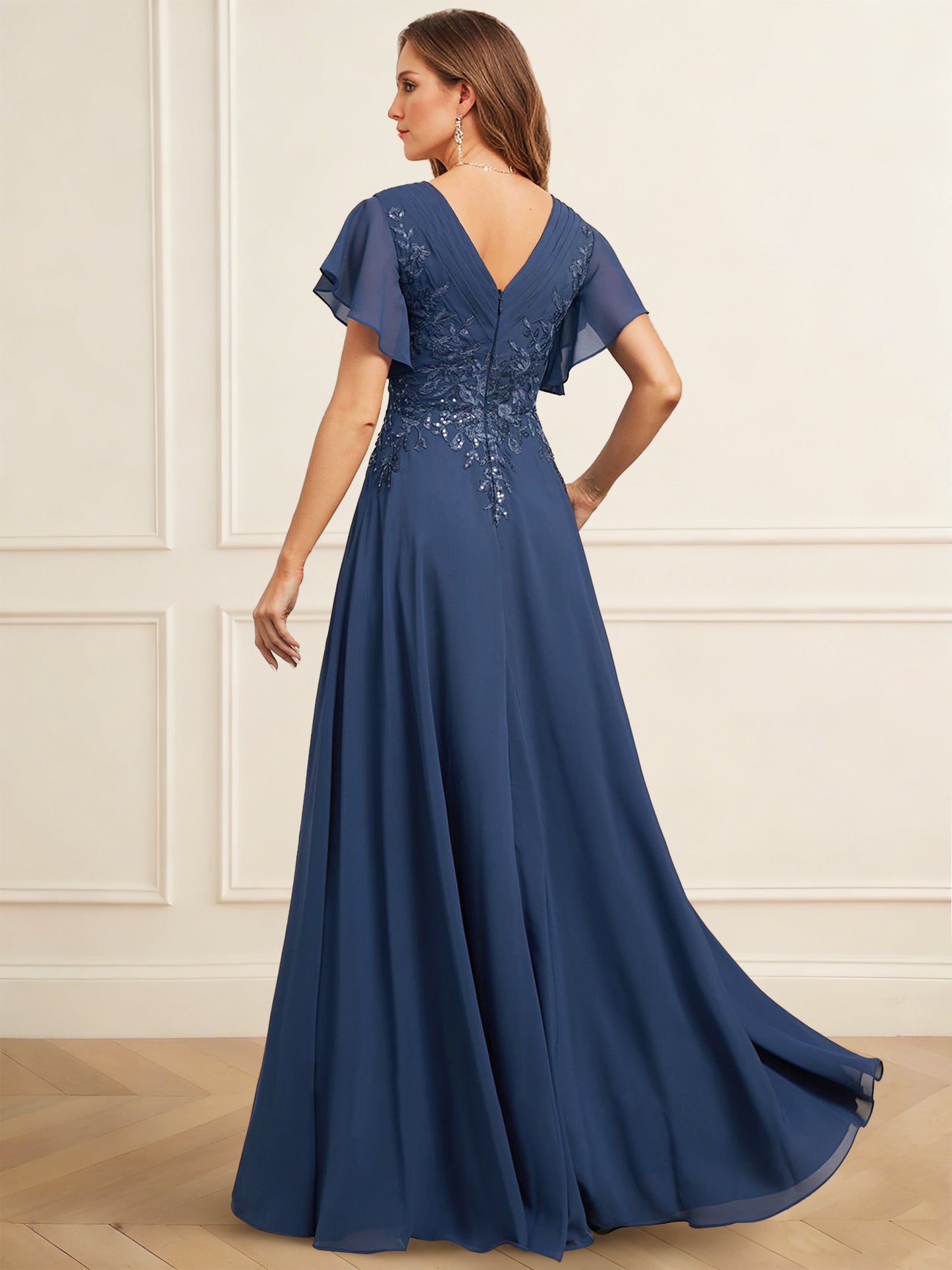 A-Line Mother of the Bride Dresses Chiffon Elegant Dress V Neck Short Sleeves Floor-Length With Sequins Appliques