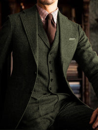 Men's Tailored Fit Single Breasted Two-buttons 3 Pieces Solid Colored Wedding Wool-Like Fabric Suits