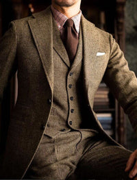 Men's Tailored Fit Single Breasted Two-buttons 3 Pieces Solid Colored Wedding Wool-Like Fabric Suits