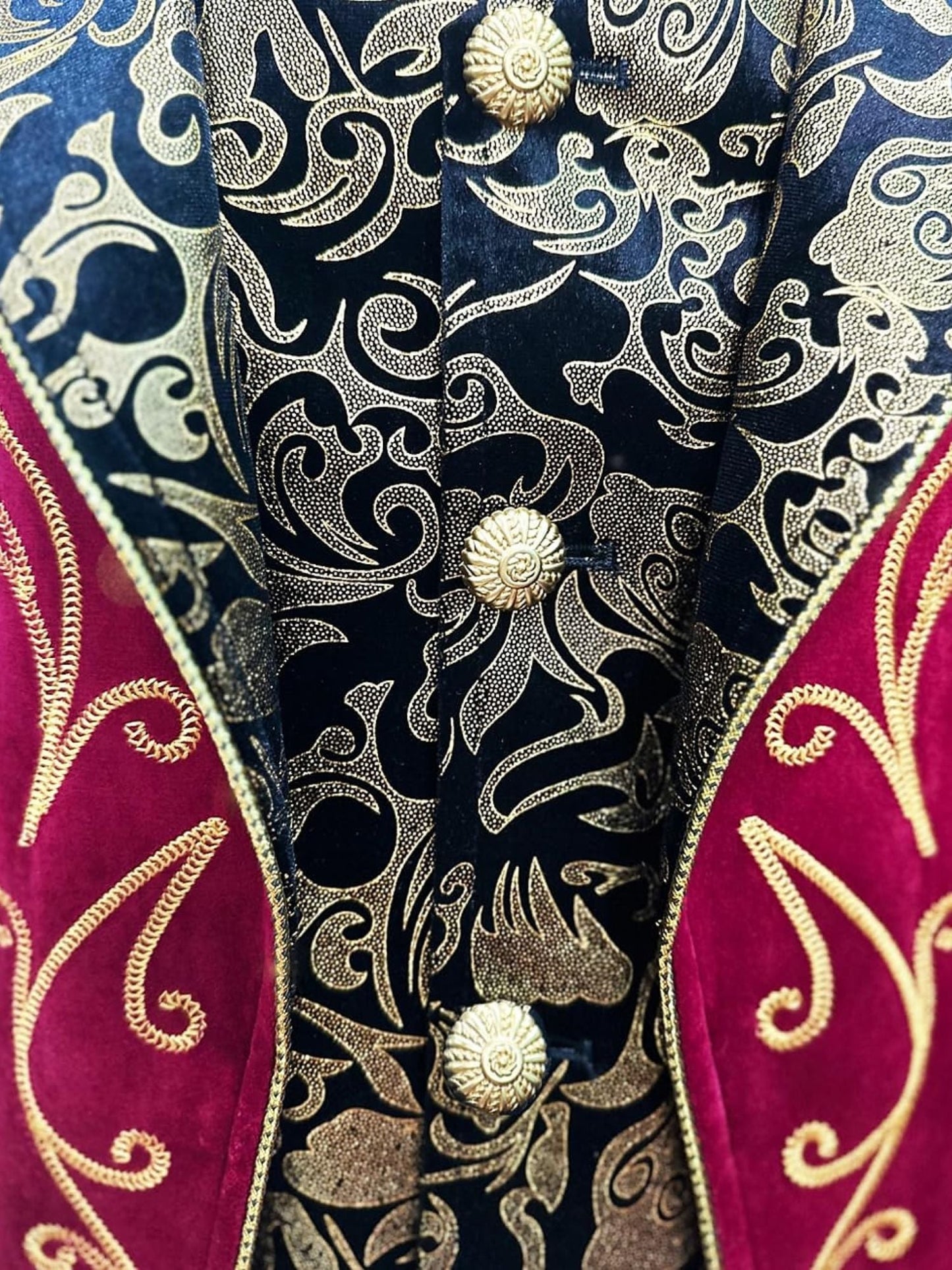 Men's Steampunk Vintage Exquisite Floral Coat Tuxedo Suit