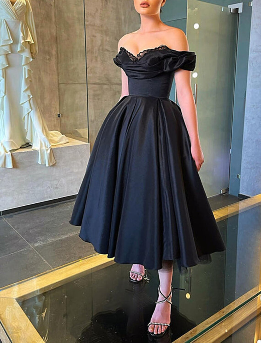 A-Line/Princess Off-the-Shoulder Tea-Length Cocktail Dress Vintage Halloween Party Black Dress With Lace