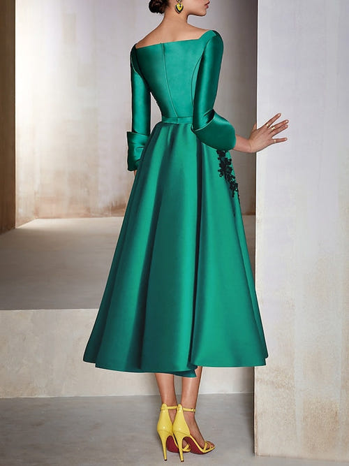 A-Line/Princess Cocktail Dress 3/4 Length Sleeves Tea Length Formal Dresses with Appliques