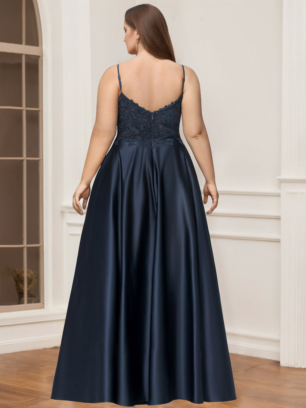 A-Line/Princess V-Neck Spaghetti Straps Sleeveless Floor-Length Plus Size Lace Satin Prom Dresses With Rhinestone