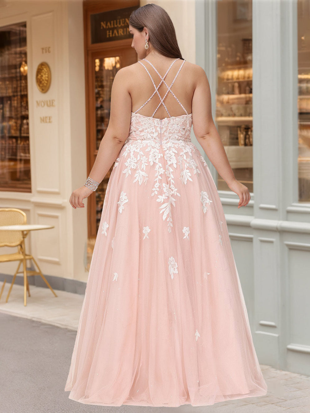 Ball Gown Square Neck Spaghetti Straps Sleeveless Floor-Length Floral Lace Tulle Plus Size Prom Dresses with Sequins