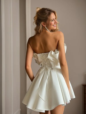 A-Line/Princess Strapless Sleeveless Pleated Short/Mini Backless Homecoming Dresses with Lace-up
