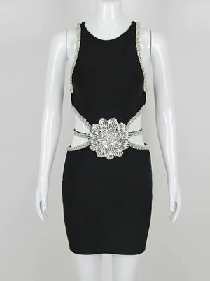 Sheath/Column Scoop Short/Mini Sleeveless Cocktail Dress with Rhinestone & Flower