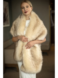 Shawls Bridal's Wraps Elegant Keep Warm Sleeveless Faux Fur Wedding Wraps With Feathers / Fur