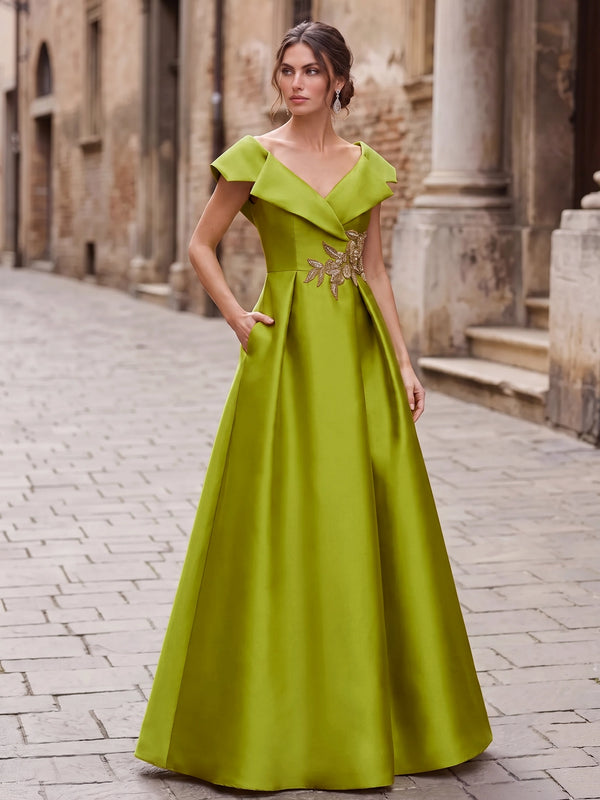 A-Line Evening Dress Short Sleeve Floor Length V Neck Satin Dress With Pocket Embroidery Mother of the Bride Dresses