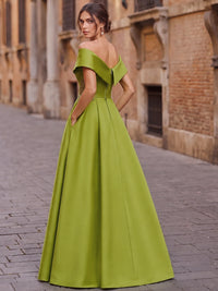 A-Line Evening Dress Short Sleeve Floor Length V Neck Satin Dress With Pocket Embroidery Mother of the Bride Dresses
