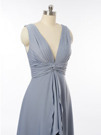 A-Line/Princess Plunging V-Neck Sleeveless Bridesmaid Dresses with Split Side