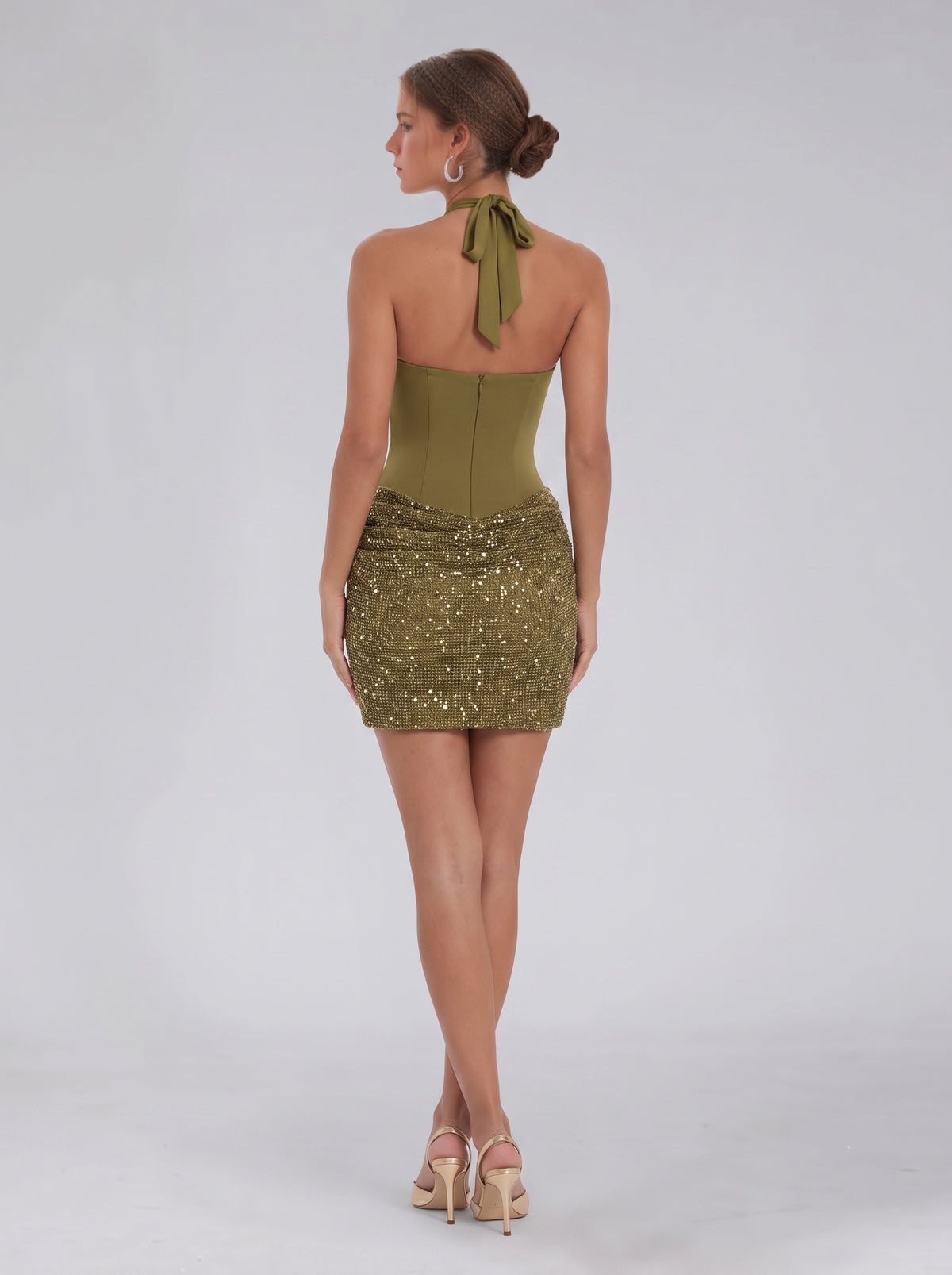 Sheath/Column Homecoming Dresses Beaded Satin Halter Sleeveless Short Mini Boning Zipper Party Dresses