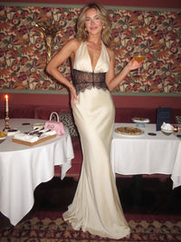 A-Line Evening Dresses Satin Floor Length Lace Halter Neck Chic Contrast Lace Insert Ivory Formal Dress