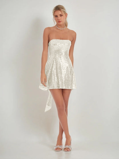 A-Line/Princess Sequined Strapless Sleeveless Short/Mini Homecoming Dresses with Back Bow