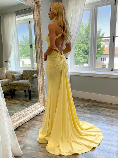 Sheath/Column Yellow Prom Dresses Satin Halter Neck Sleeveless Floor-length With Train Backless Formal Dress