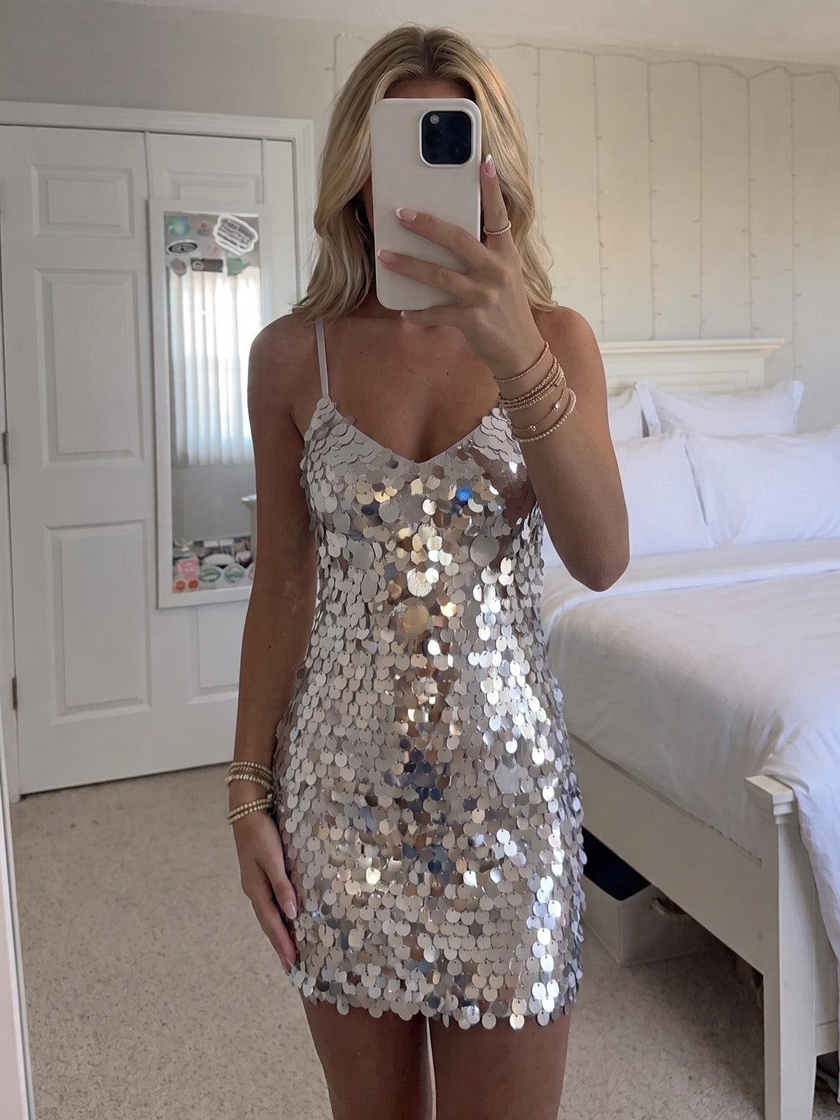 Sheath/Column Homecoming Dresses Sequins Spaghetti Strap Sleeveless Short Mini Zipper Party Dresses