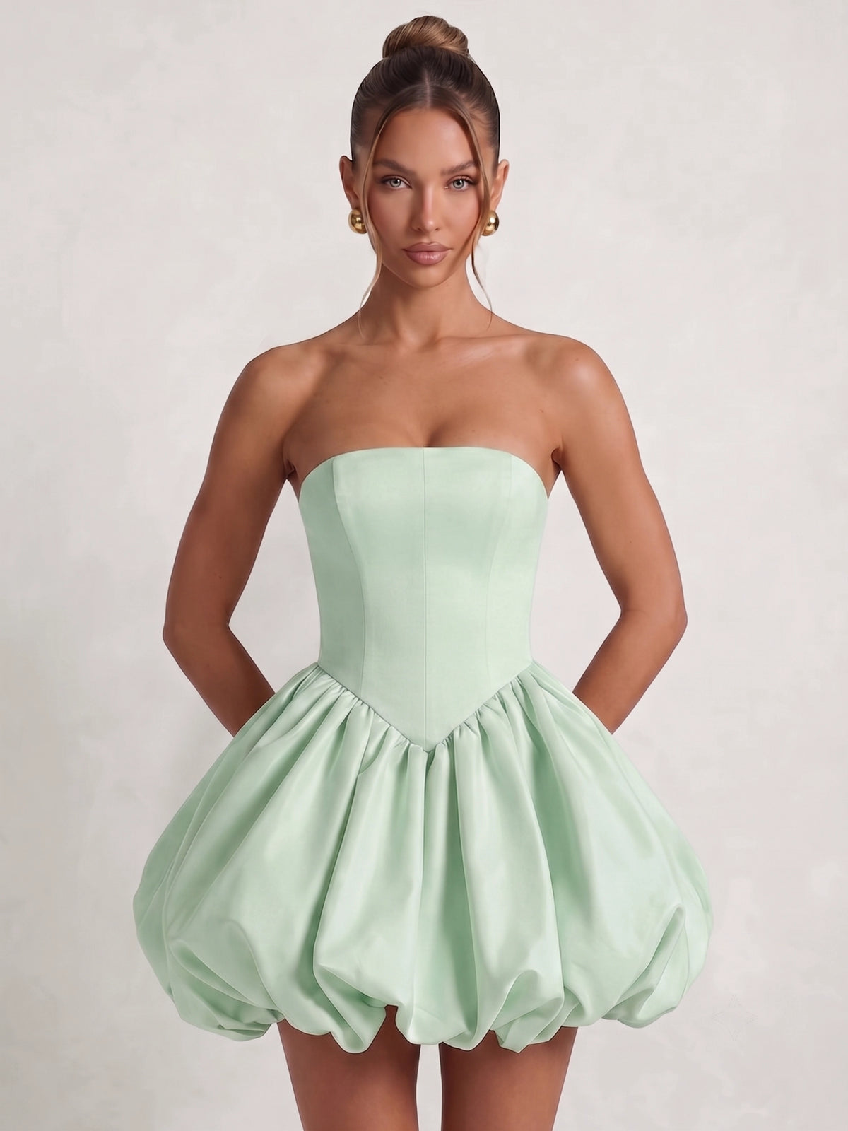 Short Ballgown Homecoming Dresses Satin Strapless Sleeveless Mini Bubble Dress Boning Lace-Up With Bow