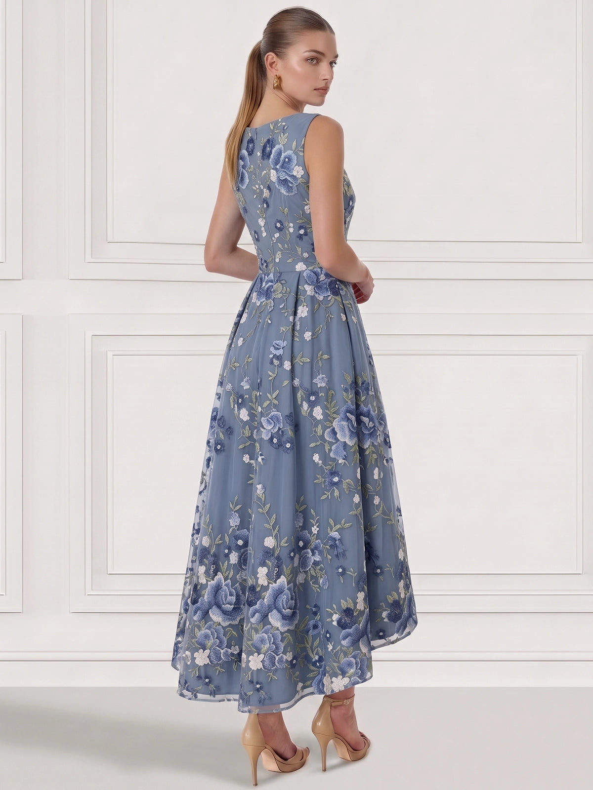A-Line/Princess  Floral Cocktail Dresses Boat Neck Sleeveless Tulle Tea High Low Length Dresses
