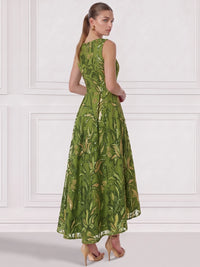 A-Line/Princess  Floral Cocktail Dresses Sequins Boat Neck Sleeveless Tulle Tea High Low Length Dresses