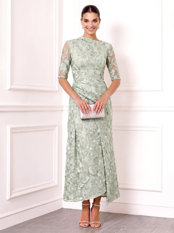 A-Line Mother Of The Bride Dresses Elegant Floral Embroidery Bateau Neck Ankle-Length Illusion 1/2 Sleeves Ruched Zipper Wedding Guest