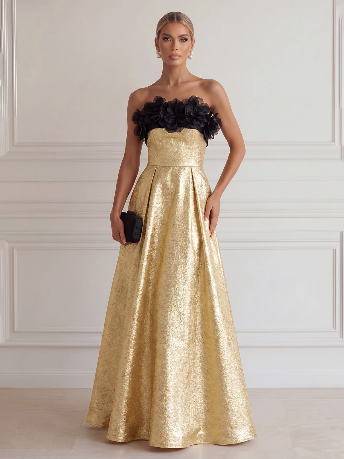 A-Line/Princess Evening Dresses Metallic Strapless Sleeveless Floor-Length With 3D Flowers Zipper