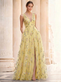 A-Line/Princess Evening Dresses Floral V Neck Sleeveless Tulle Formal Floor Length Dresses with Floral Emboridary Pocket
