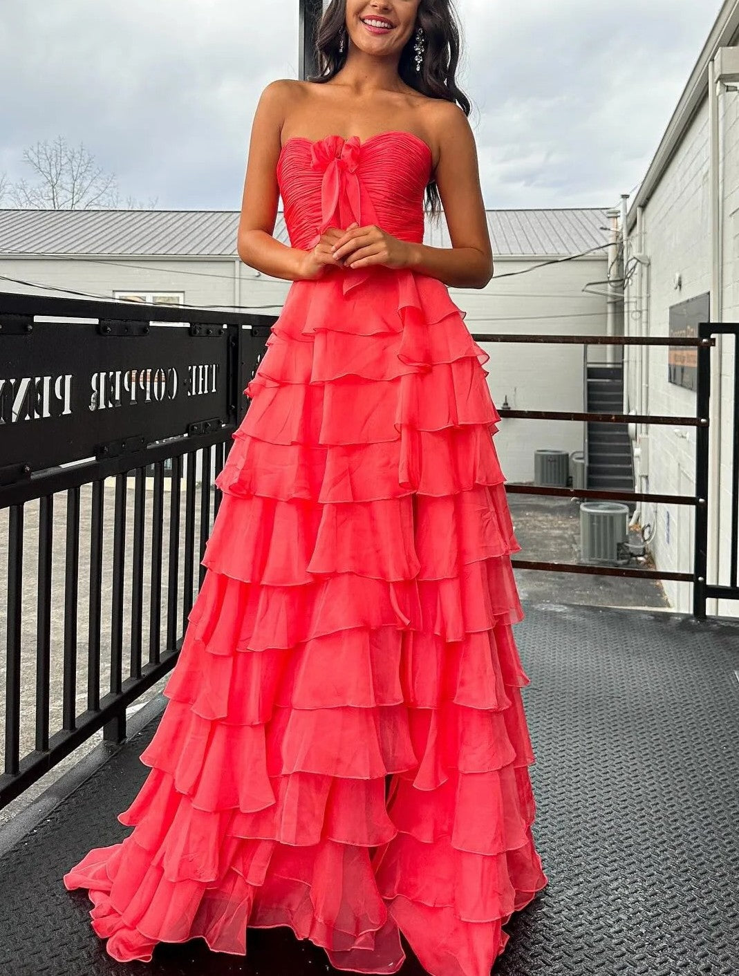 A-Line/Princess Chiffon Prom Dresses Strapless Sleeveless Floor-Length Corset Layred Ruffles Dresses with Organza Ribbon Bow