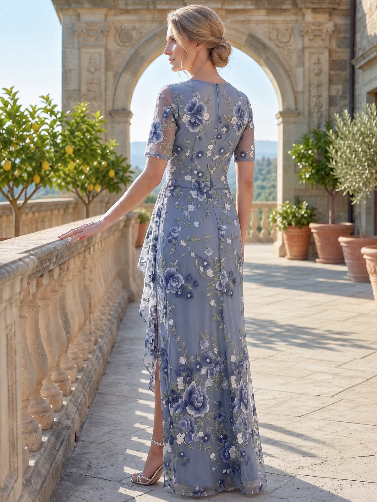 A-Line Mother Of The Bride Dress Elegant  Wedding Guest Floor Length Short Sleeves Boat Neck Floral Embroidery Dresses With Ruffles Slit