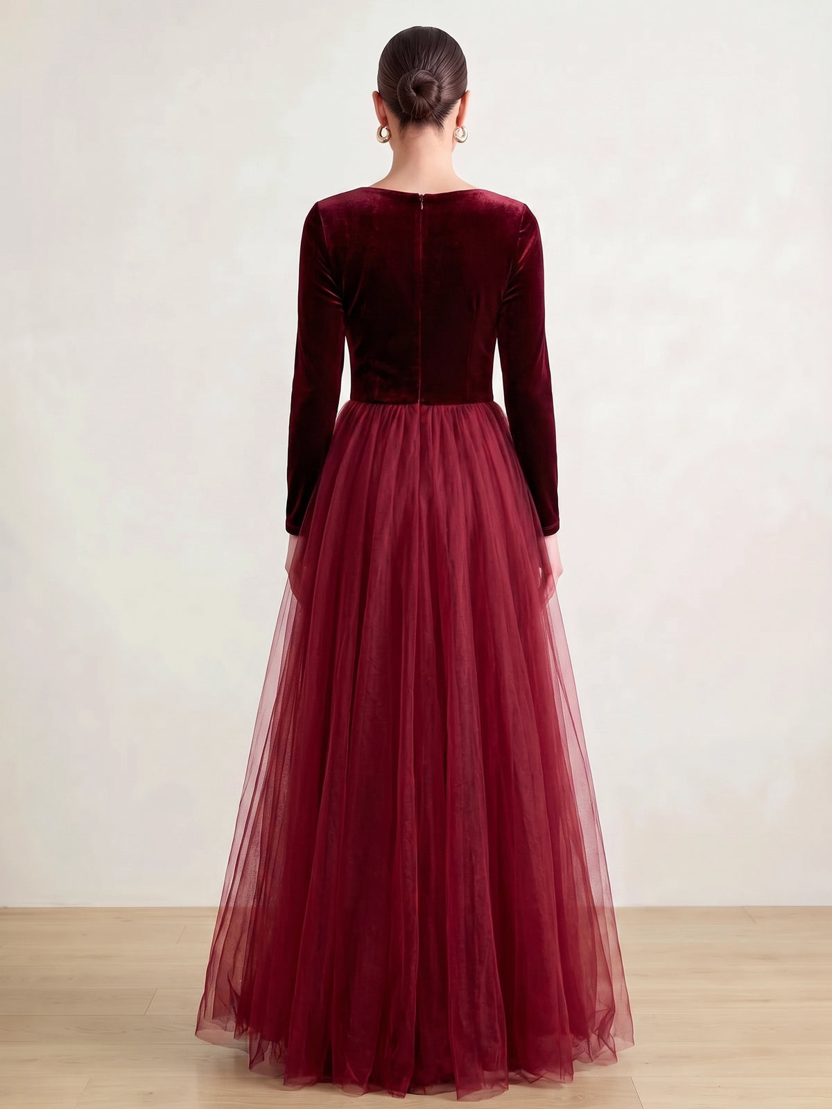 A-Line Velvet Evening Gown Floor Length Tulle V Neck Long Sleeves Elegant Formal Dress With High Slit