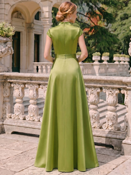 A-Line Mother Of The Bride Dresses Elegant Formal Gown Flowers Floor Length Short Sleeves V-Neck Wedding Guest Dress