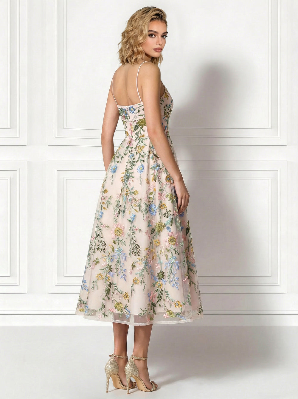 A-Line/Princess Elegant Cocktail Dress Spaghetti Straps Tea-Length Floral Embroidery Dress Formal Wedding Guest