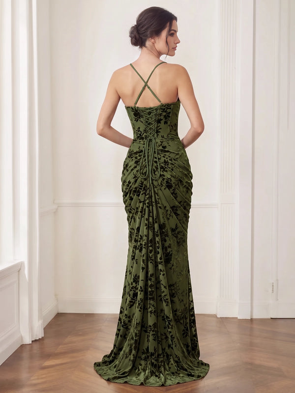Sheath/Column Evening Dresses Halter Neck Sleeveless Runched Embroidery Green Formal Wedding Guest Dress With High Slit
