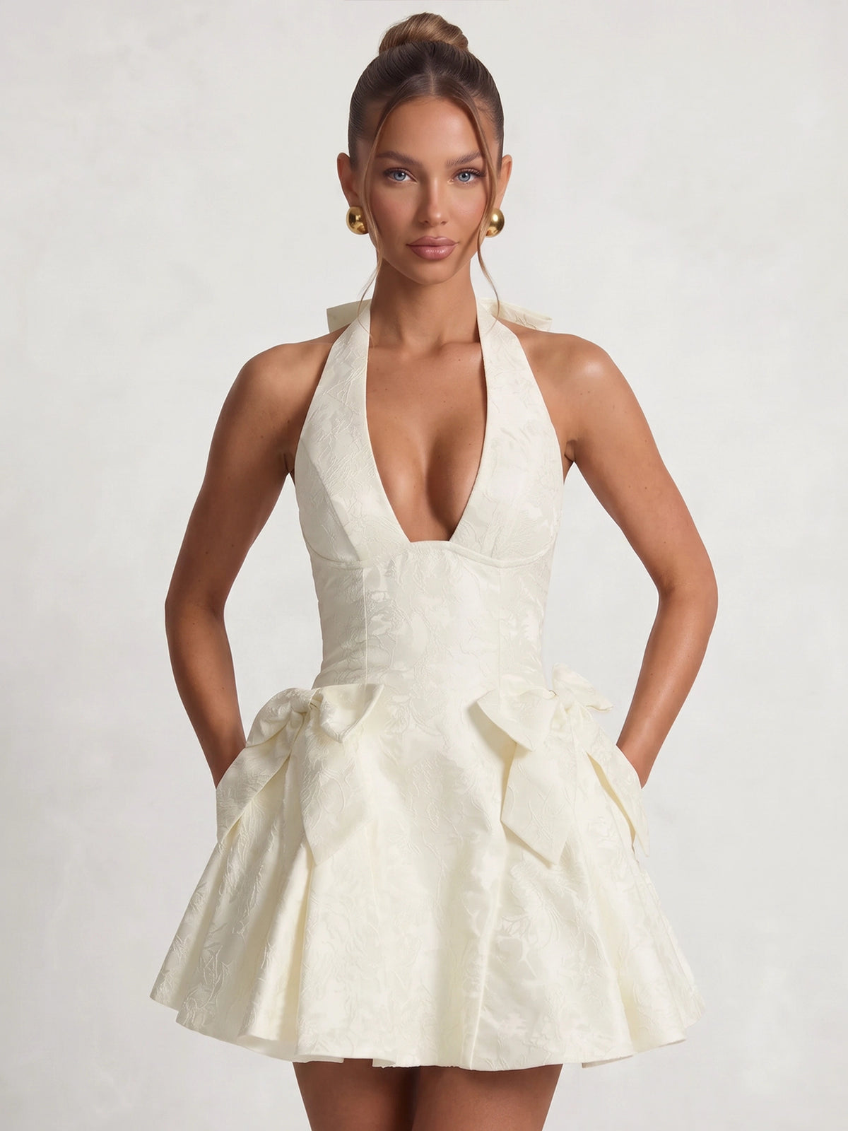 A-Line/Princess Homecoming Dresses Jacquard Plunge Halter Sleeveless Short Lace-Up Boning With Detachable Bows