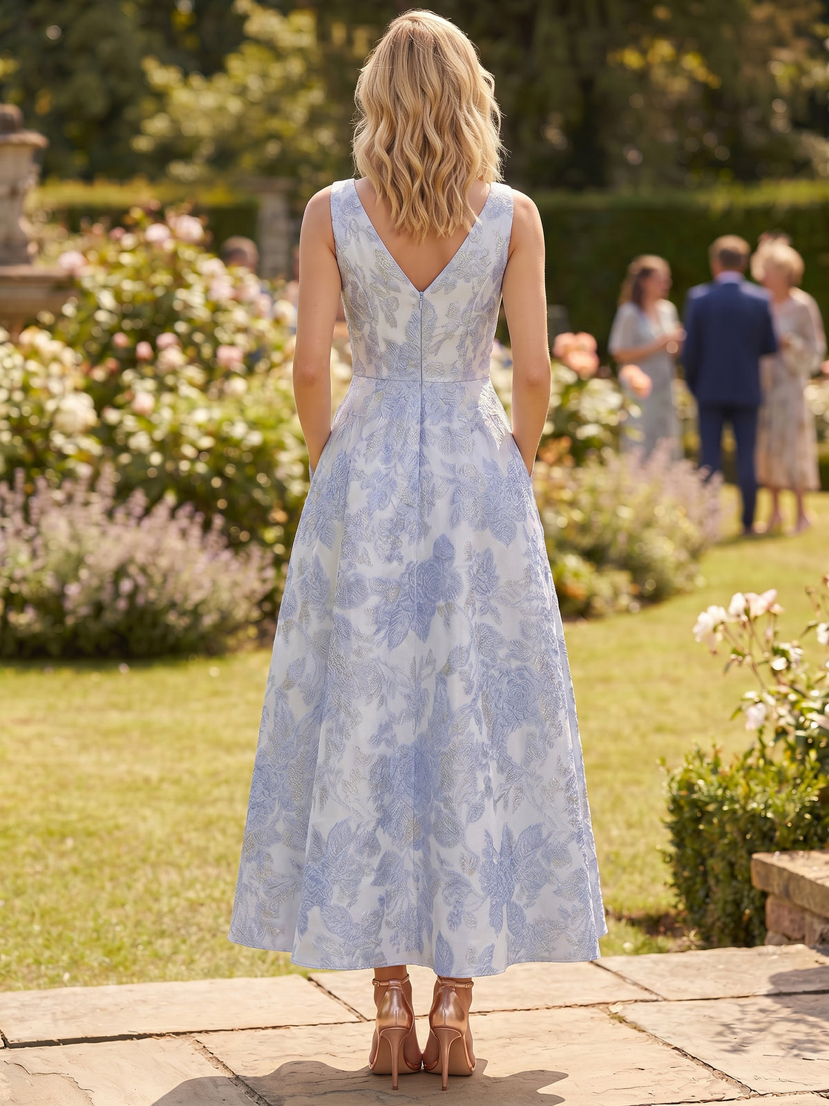 A-Line/Princesses Cocktail Dress Elegant Jacquard Floral Dress Tea-Length Sleeveless V Neck Wedding Guest Dress with Pockets