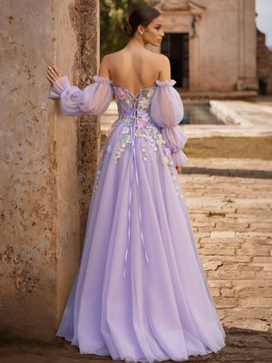 A-Line/Princess Long Prom Dresses Sweetheart Long Sleeves Floor-length Tulle Dress With Floral Appliques