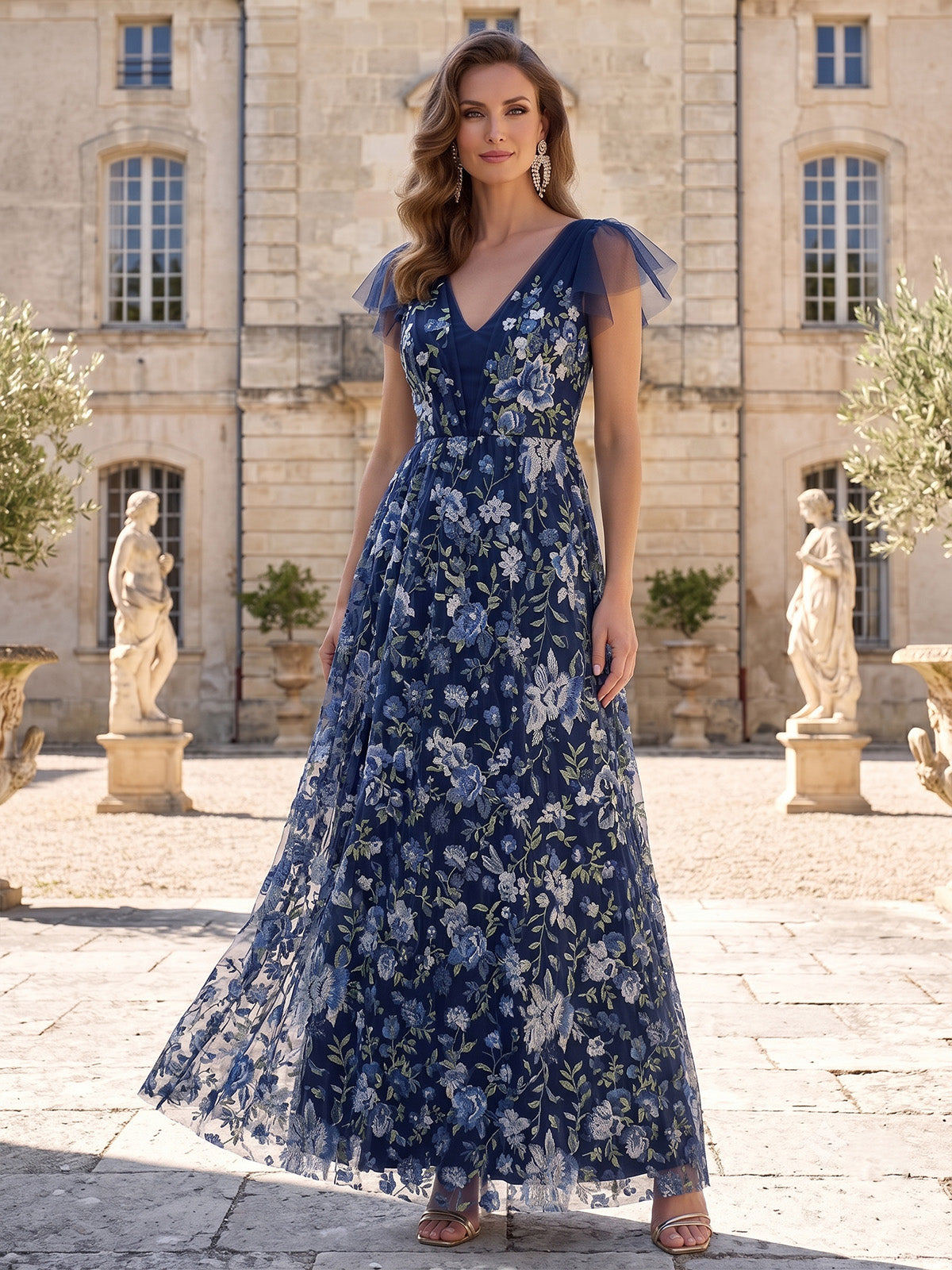 A-Line Mother Of The Bride Dresses Floral Embroidery V-Neck Short Sleeves Floor-Length Zipper