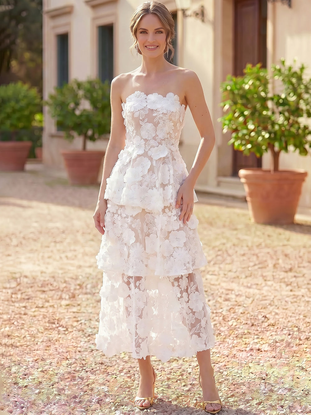 A Line Cocktail Dress Elegant Romantic French Layered Cake Skirt Strapless Formal Wedding Floral Applique Bridal Dress