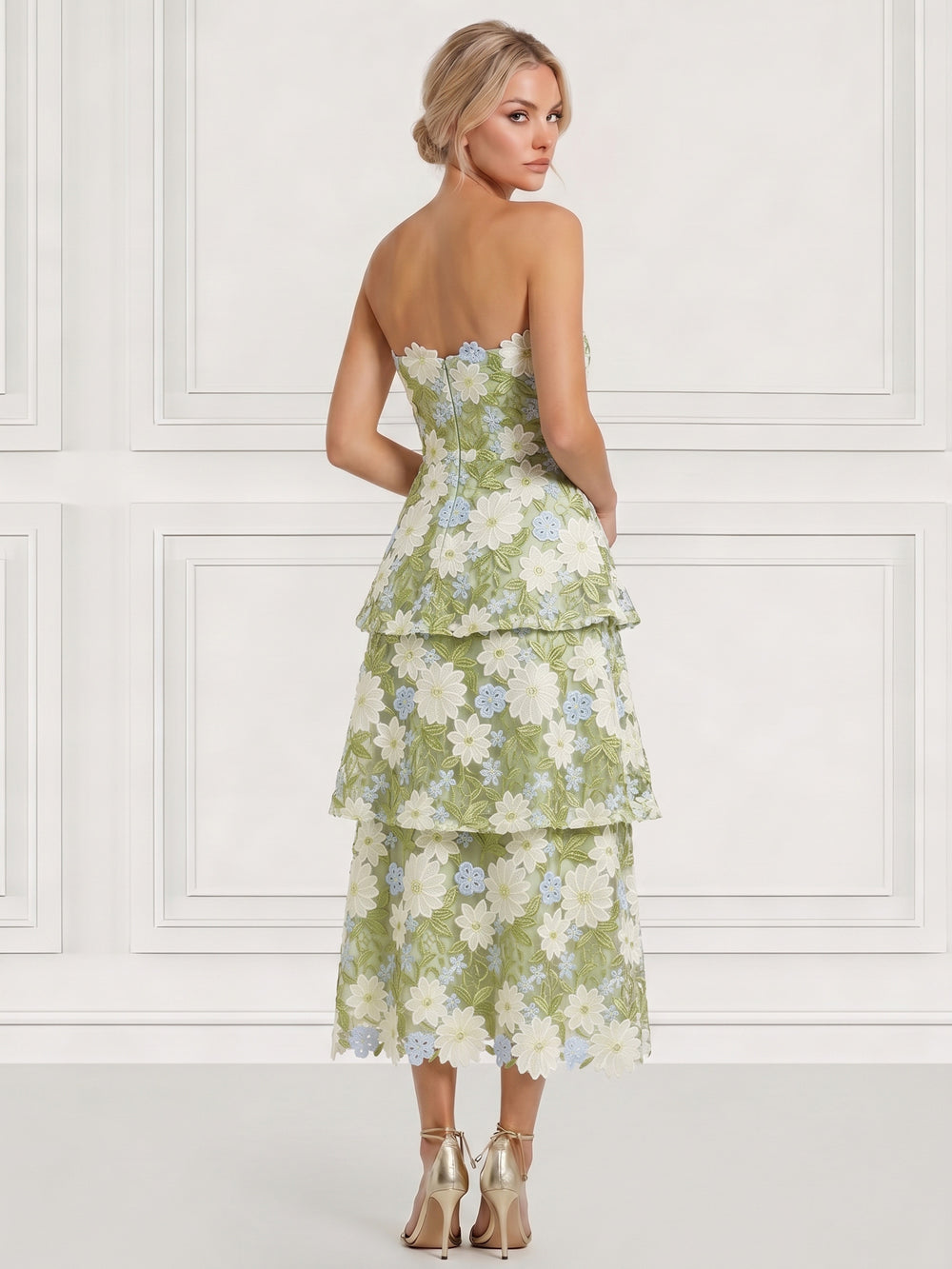 A-Line Cocktail Dresses Elegant Floral Embroidery Tiered Tea-Length Sleeveless Strapless Wedding Guest Dresses