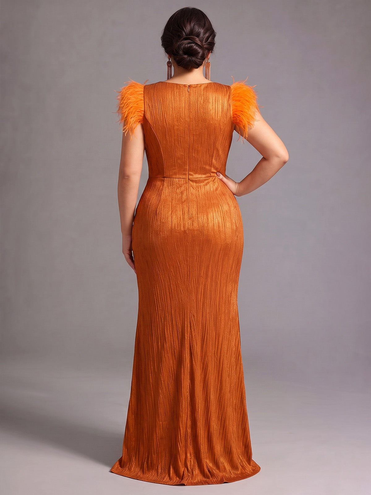 Sheath/Column Plus Size Evening Dresses Crepe Floor-Length V-Neck Short Sleeves Ruched Zipper With Feather